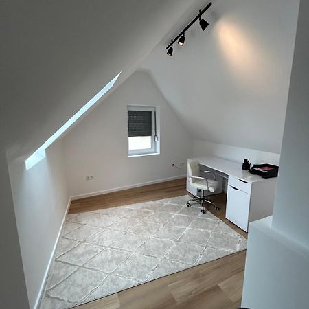 Modernes Haus 5 Min Vom See Waldsee  Luaran gambar